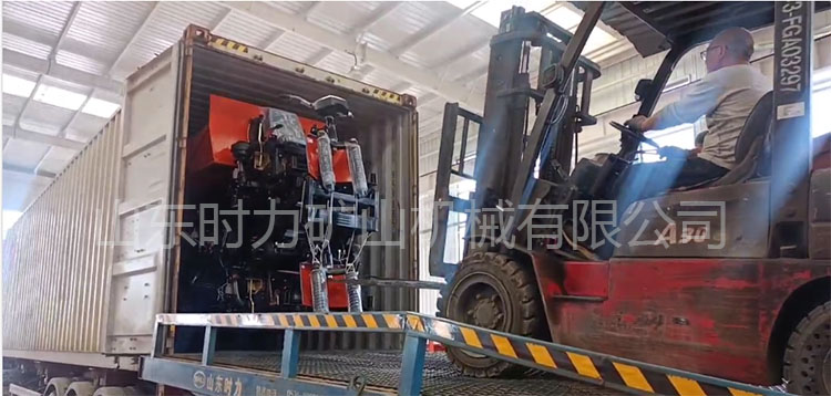 12臺(tái)礦用柴油三輪車(chē)出口東南亞